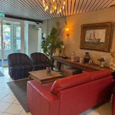 메이플라워 2* 레이든