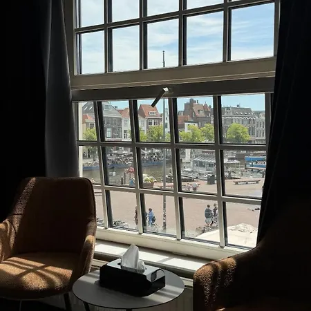 Hotel Mayflower